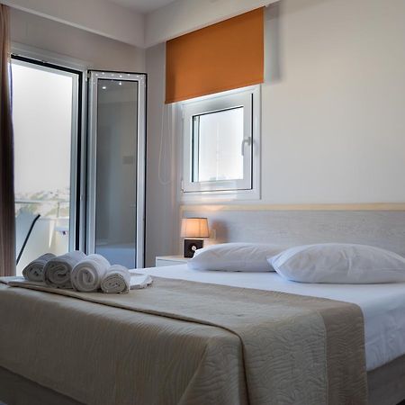 Sirena Superior Aparthotel Agia Pelagia  Exterior photo